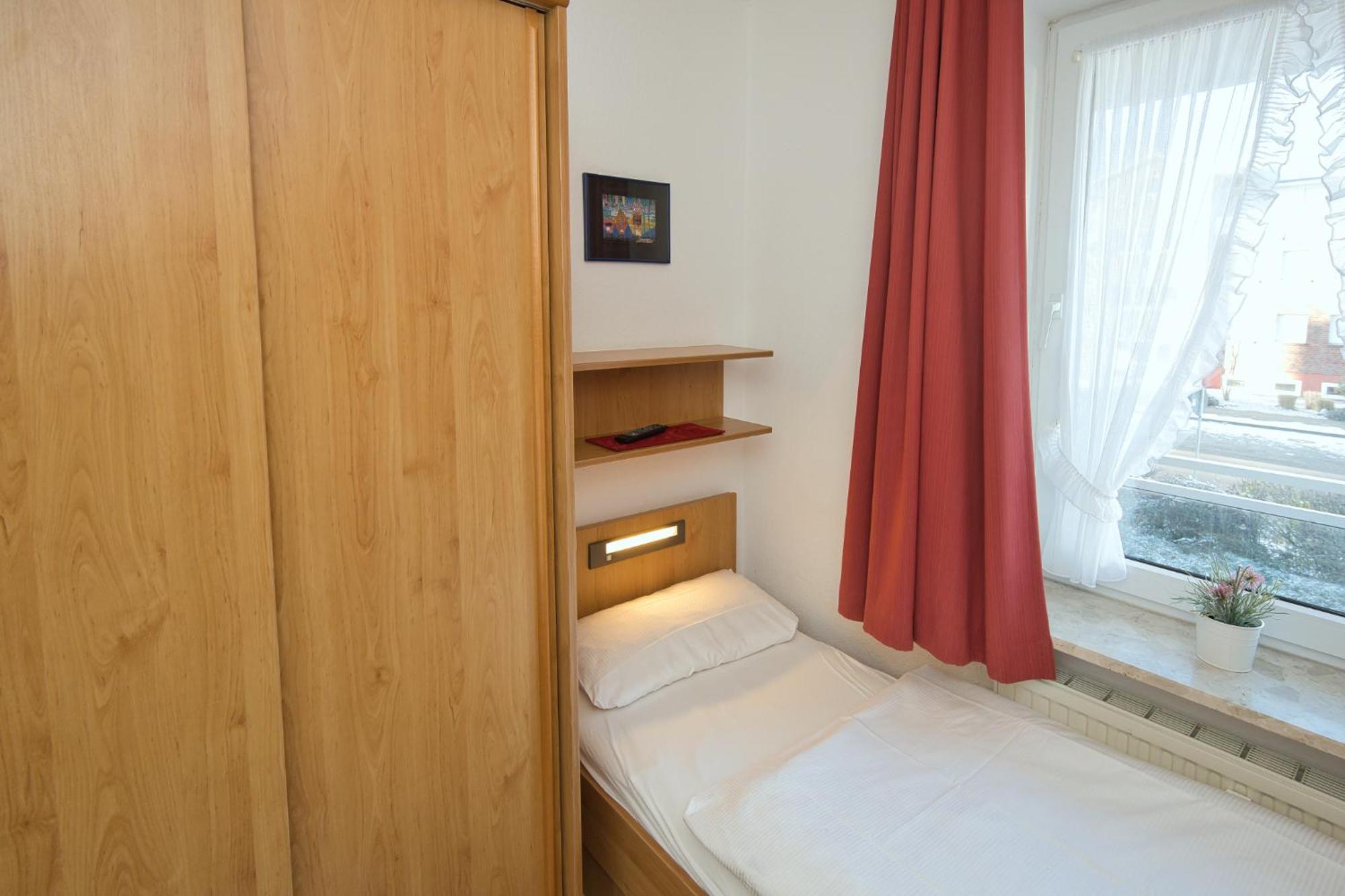 Residenz Albatros Apartment Cuxhaven Room photo